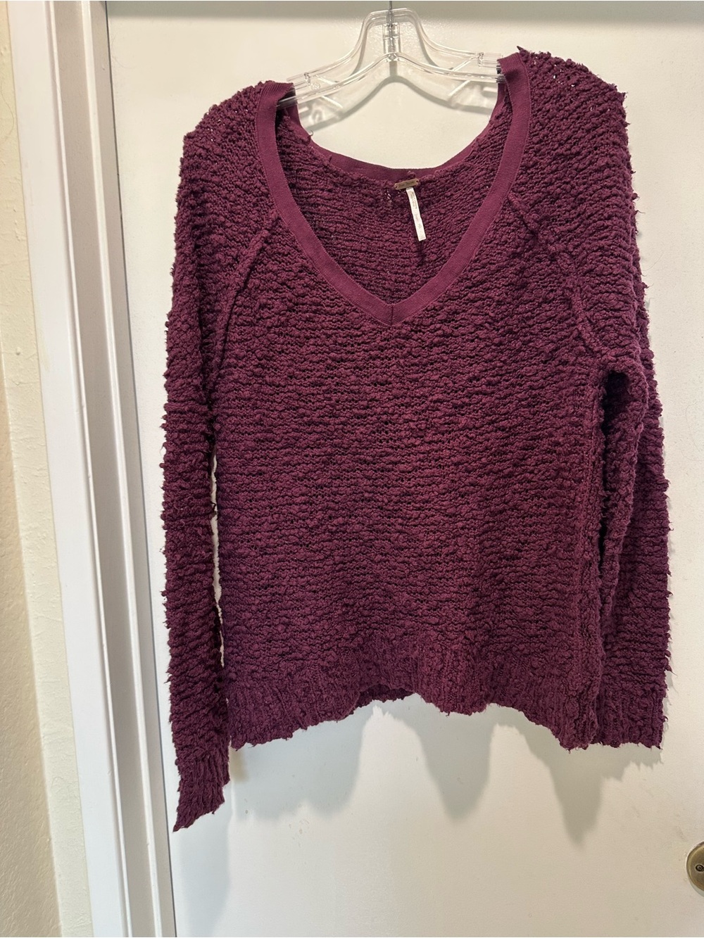 Free People Textured Bouclé Pullover Sweater in Plum Size Small Comfy Fuzzy